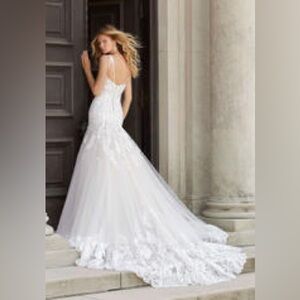 Prospera (Moni Lee) Wedding Dress